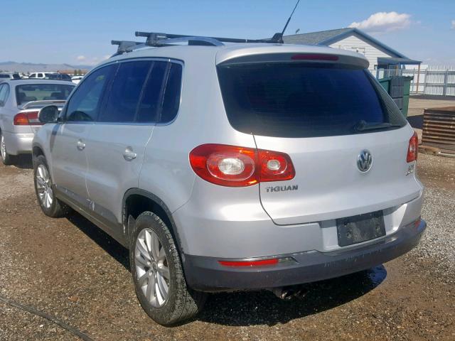 WVGBV7AX9AW000670 - 2010 VOLKSWAGEN TIGUAN SE GOLD photo 3