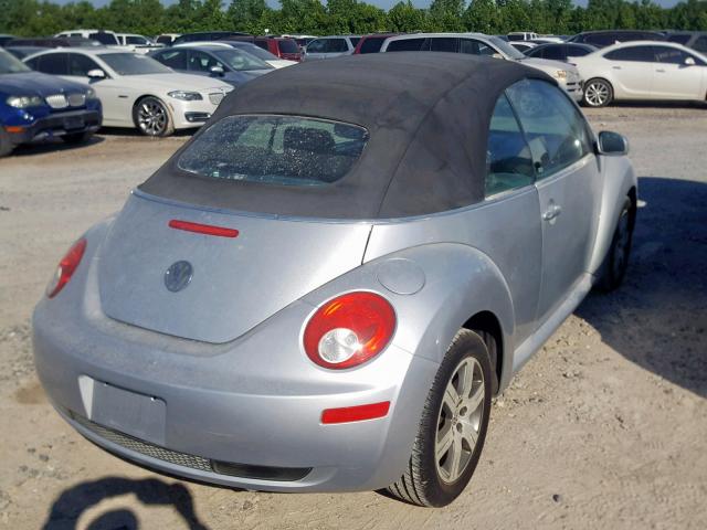 3VWRF31Y96M328998 - 2006 VOLKSWAGEN NEW BEETLE ნაცრისფერი ფოტო 4