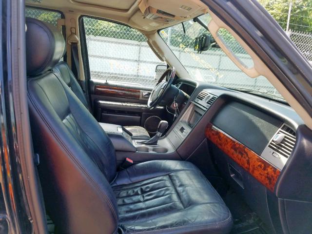 5LMFU28R83LJ49359 - 2003 LINCOLN NAVIGATOR أسود صورة 5