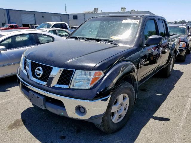 1N6AD07W27C422456 - 2007 NISSAN FRONTIER C BLACK photo 2