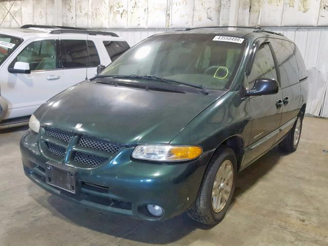 2B4GP45G6WR580650 - 1998 DODGE CARAVAN SE GREEN photo 2