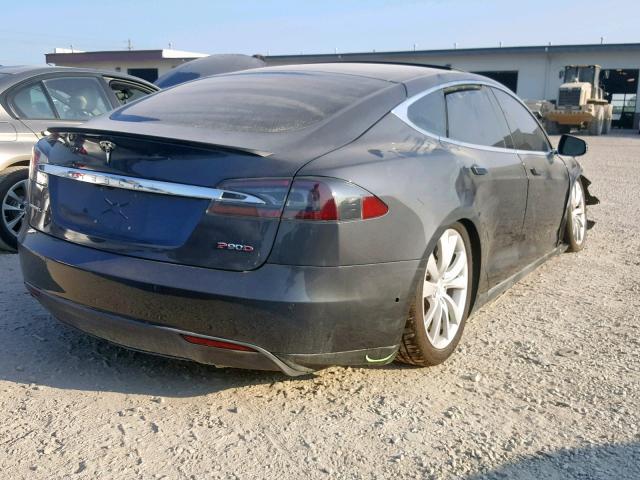 5YJSA1E40FF112900 - 2015 TESLA MODEL S رمادي صورة 4