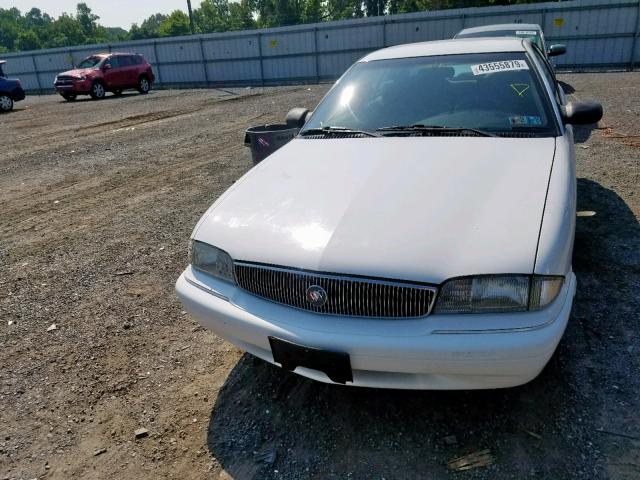 1G4NJ52T1VC439779 - 1997 BUICK SKYLARK CU WHITE photo 9