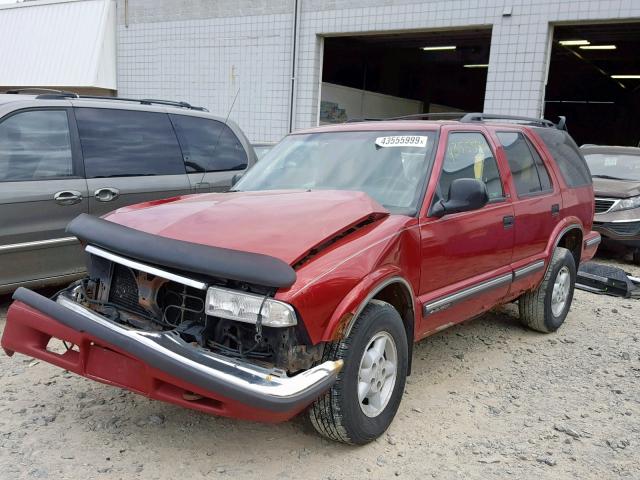 1GNDT13W3W2267734 - 1998 CHEVROLET BLAZER RED photo 2