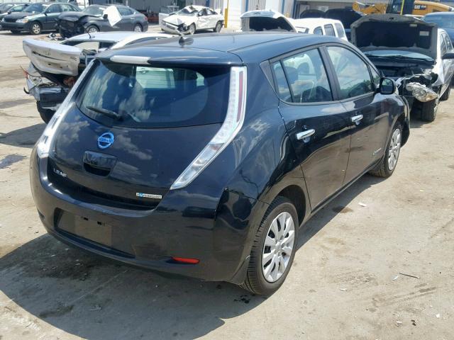 1N4AZ0CP3DC406416 - 2013 NISSAN LEAF S BLACK photo 4