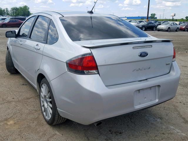 1FAHP3GN4AW256793 - 2010 FORD FOCUS SES SILVER photo 3