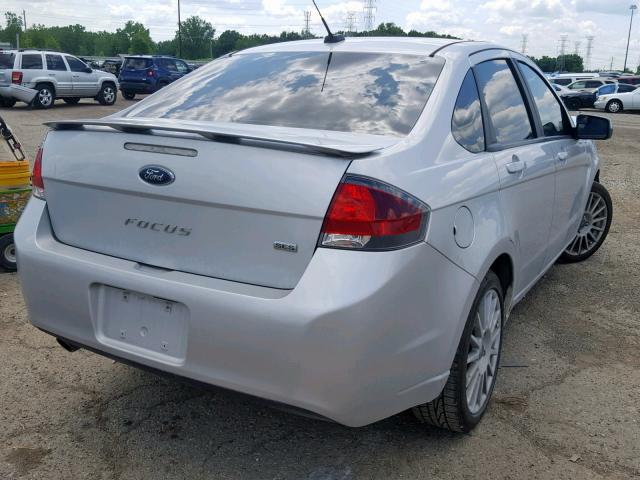 1FAHP3GN4AW256793 - 2010 FORD FOCUS SES SILVER photo 4