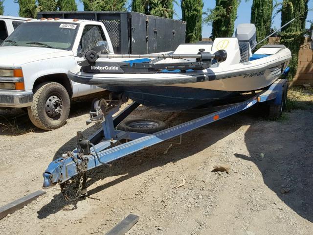 STEZ5147C888 - 1988 PLAY BOAT WHITE photo 2