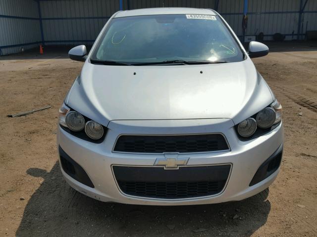 1G1JB6SH3C4160027 - 2012 CHEVROLET SONIC LS 银色 照片 9