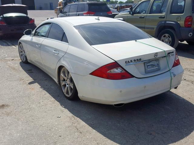 WDDDJ72X18A133802 - 2008 MERCEDES-BENZ CLS 550 WHITE photo 3