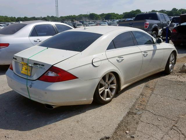 WDDDJ72X18A133802 - 2008 MERCEDES-BENZ CLS 550 WHITE photo 4