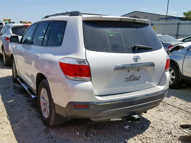 5TDZK3EH4CS059166 - 2012 TOYOTA HIGHLANDER WHITE photo 3