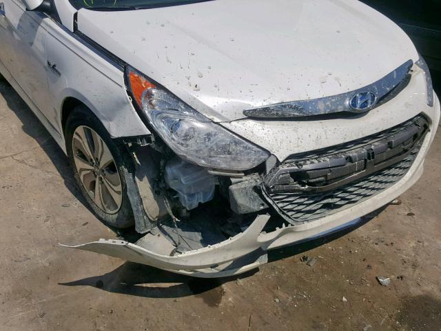 KMHEC4A44DA102015 - 2013 HYUNDAI SONATA HYB WHITE photo 9