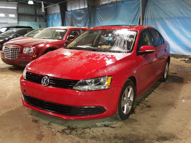 3VW3L7AJ5BM103397 - 2011 VOLKSWAGEN JETTA TDI RED photo 2