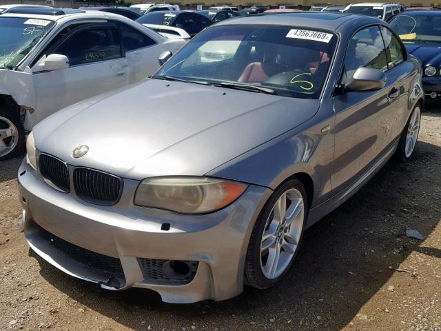 WBAUC9C5XCVM11866 - 2012 BMW 135 I SILVER photo 2