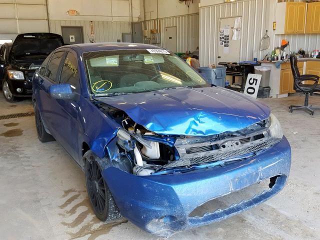 1FAHP3GN1AW155808 - 2010 FORD FOCUS SES BLUE photo 1