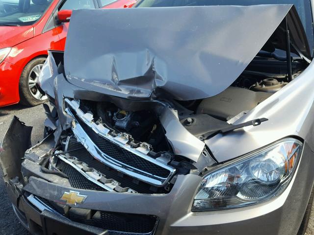 1G1ZB5E12BF350495 - 2011 CHEVROLET MALIBU LS ვერცხლისფერი ფოტო 7