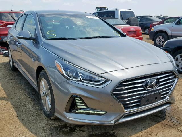 KMHE24L35JA078780 - 2018 HYUNDAI SONATA HYB GRAY photo 1