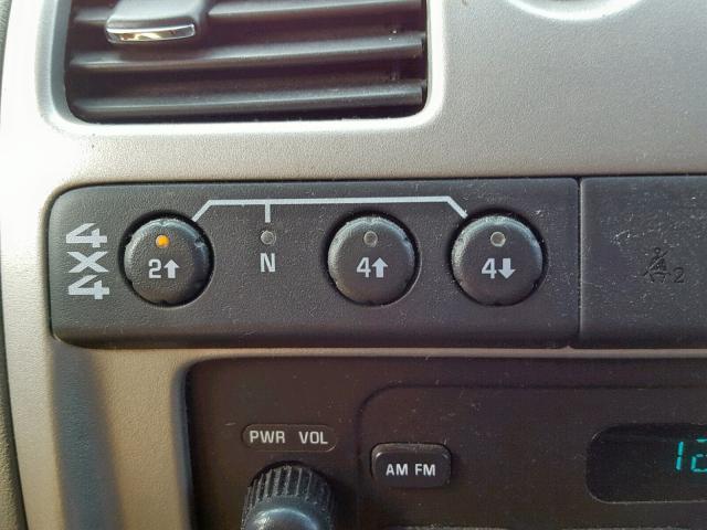 1GCDT299X88223553 - 2008 CHEVROLET COLORADO L RED photo 9