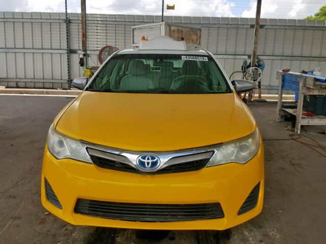 4T1BD1FK2CU014602 - 2012 TOYOTA CAMRY HYBR TWO TONE photo 9