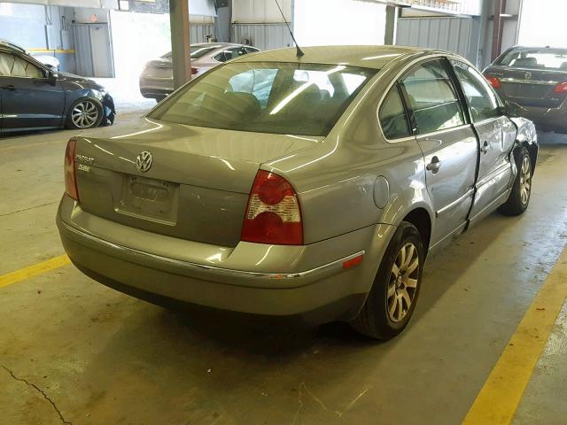 WVWPD63B83E401533 - 2003 VOLKSWAGEN PASSAT GLS GRAY photo 4