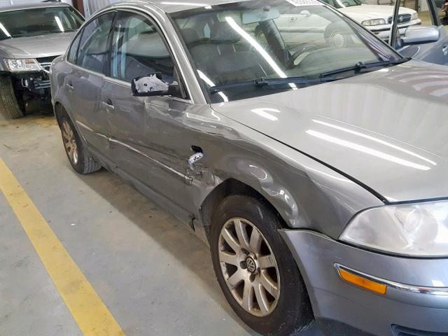 WVWPD63B83E401533 - 2003 VOLKSWAGEN PASSAT GLS GRAY photo 9