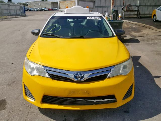 4T1BD1FK2CU016141 - 2012 TOYOTA CAMRY HYBR TWO TONE photo 9