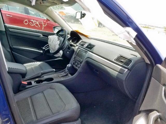 1VWDT7A37HC010915 - 2017 VOLKSWAGEN PASSAT R-L 蓝色 照片 5