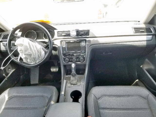 1VWDT7A37HC010915 - 2017 VOLKSWAGEN PASSAT R-L 蓝色 照片 9