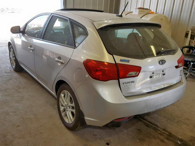 KNAFU5A23B5337390 - 2011 KIA FORTE EX SILVER photo 3