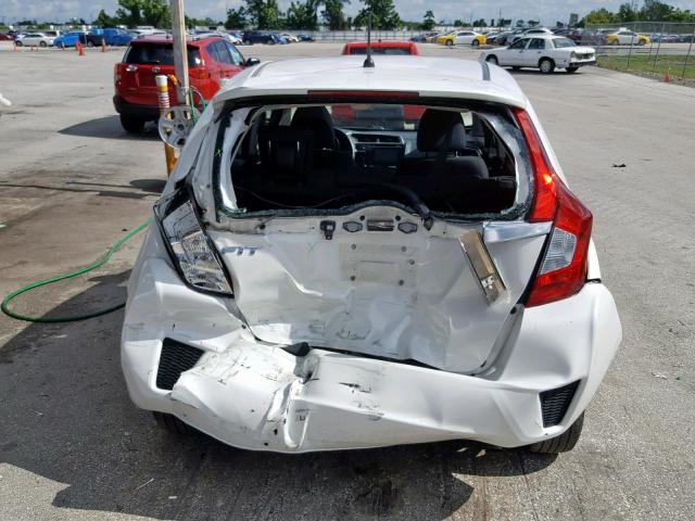 3HGGK5H85FM760433 - 2015 HONDA FIT EX WHITE photo 9