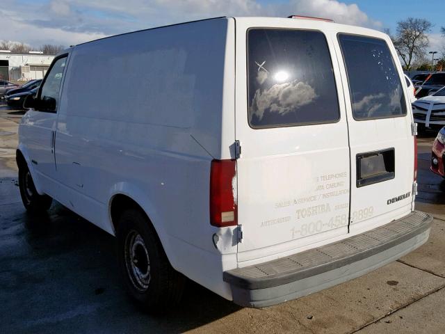 1GCDM19W9TB147770 - 1996 CHEVROLET ASTRO WHITE photo 3