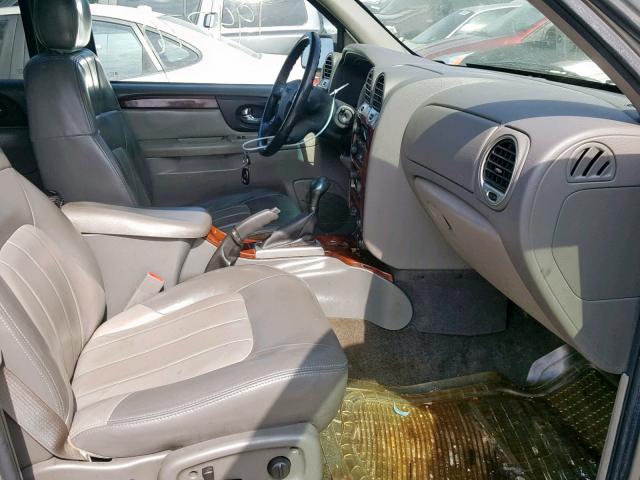 1GKDT13S642204389 - 2004 GMC ENVOY SILVER photo 5