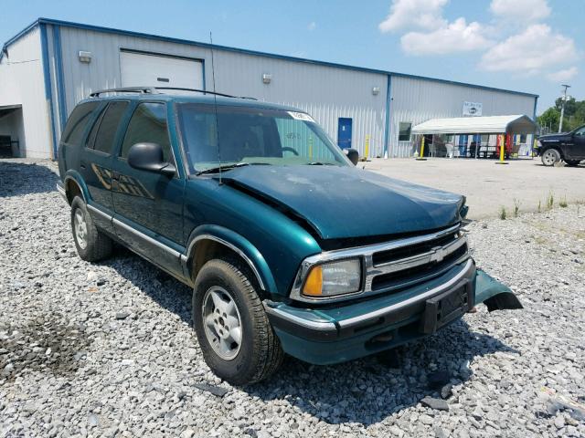 1GNDT13W3V2201747 - 1997 CHEVROLET BLAZER GREEN photo 1