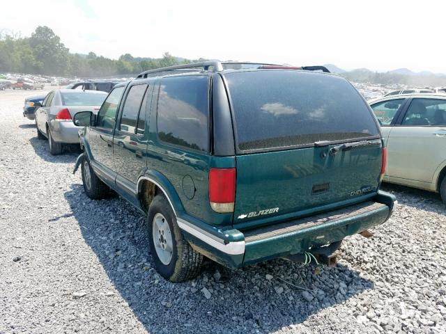 1GNDT13W3V2201747 - 1997 CHEVROLET BLAZER GREEN photo 3