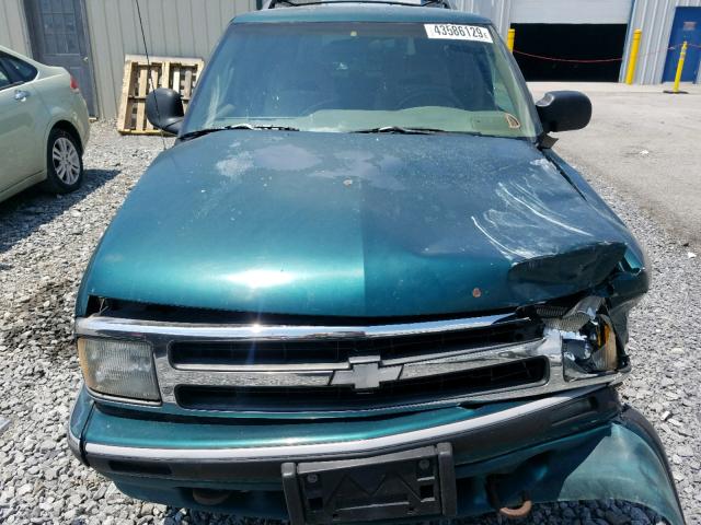 1GNDT13W3V2201747 - 1997 CHEVROLET BLAZER GREEN photo 7