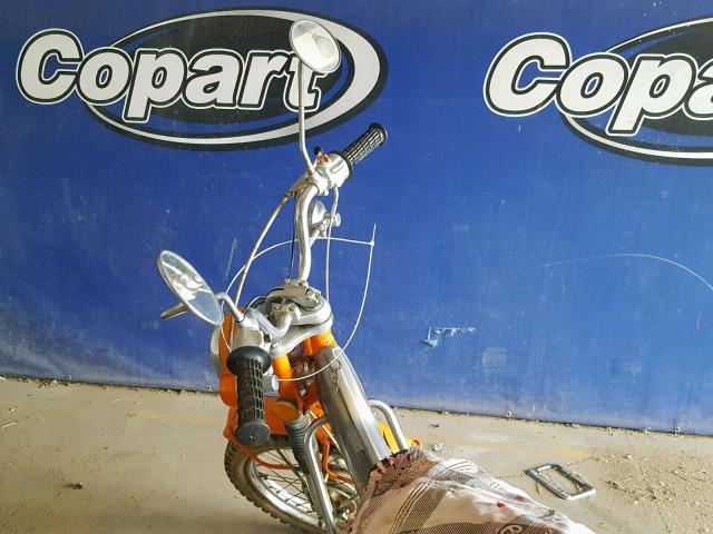 CT901523560 - 1974 HONDA MOTORCYCLE ORANGE photo 5