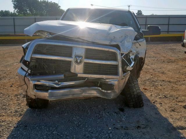 3D73Y3CL4BG585621 - 2011 DODGE RAM 3500 WHITE photo 9