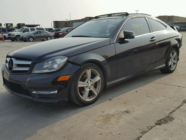 WDDGJ4HB3DF972192 - 2013 MERCEDES-BENZ C 250 BLACK photo 2