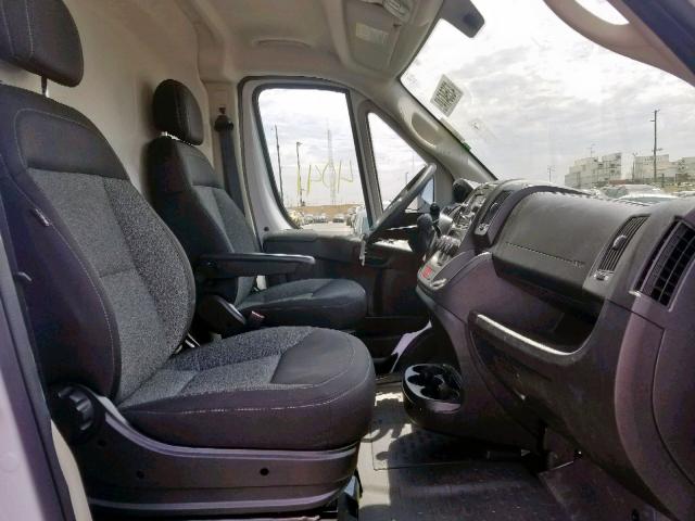 3C6TRVCG7KE522795 - 2019 RAM PROMASTER 白色 照片 5
