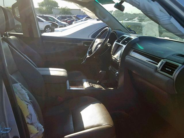 JTJBM7FX1G5133127 - 2016 LEXUS GX SILVER photo 5