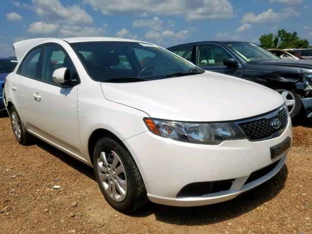 KNAFU4A21B5330948 - 2011 KIA FORTE EX WHITE photo 1