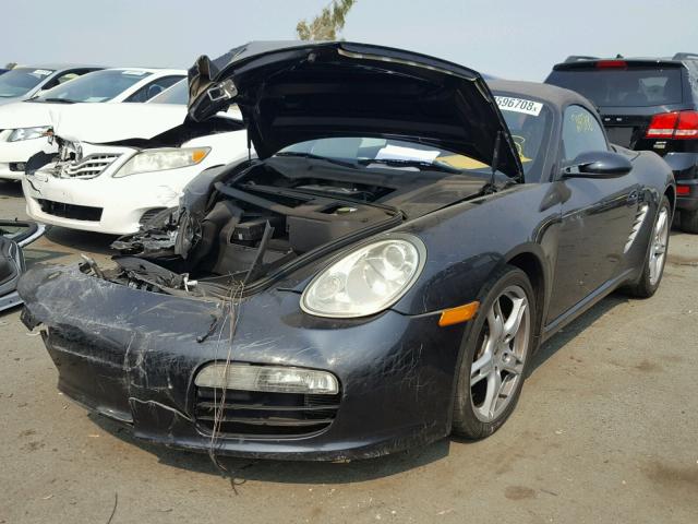 WP0CA29815S710552 - 2005 PORSCHE BOXSTER BLUE photo 2