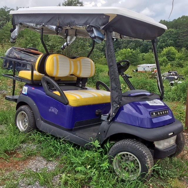 PH1111179467 - 2011 GOLF CLUB CAR PURPLE photo 1