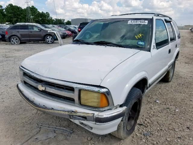 1GNCS13W9S2176606 - 1995 CHEVROLET BLAZER WHITE photo 2