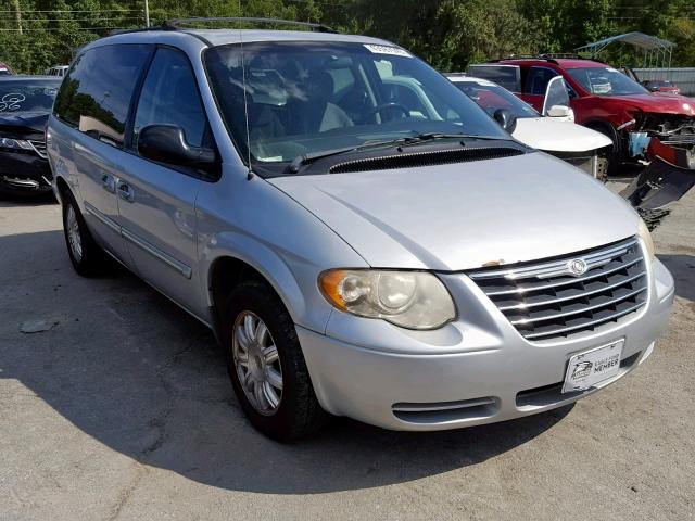 2A4GT54L66R780901 - 2006 CHRYSLER TOWN AND C SILVER photo 1