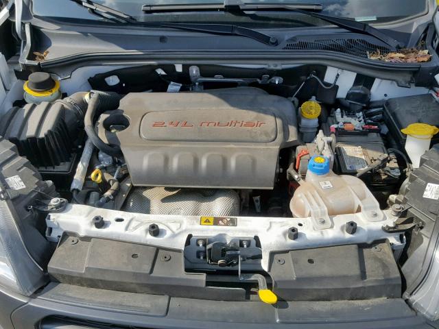 ZFBERFAB9H6F21411 - 2017 RAM PROMASTER 白色 照片 7