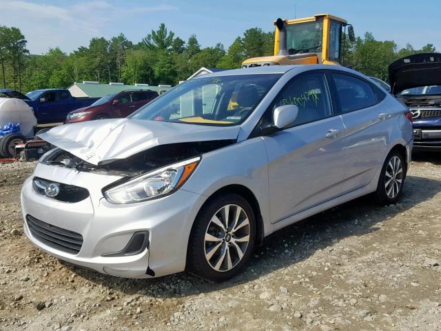 KMHCT4AE4HU347093 - 2017 HYUNDAI ACCENT SE SILVER photo 2