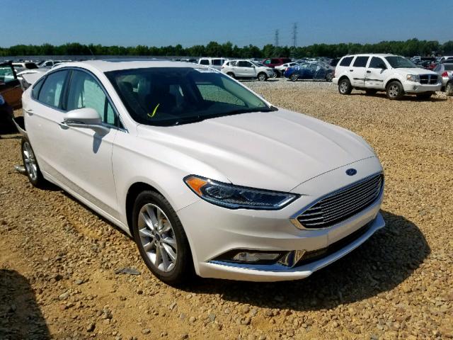 3FA6P0HD1HR363695 - 2017 FORD FUSION SE WHITE photo 1