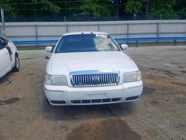 2MEFM75V76X627461 - 2006 MERCURY GRAND MARQ WHITE photo 10